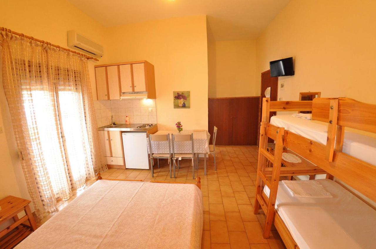 Achilleas Rooms Sívota Eksteriør bilde